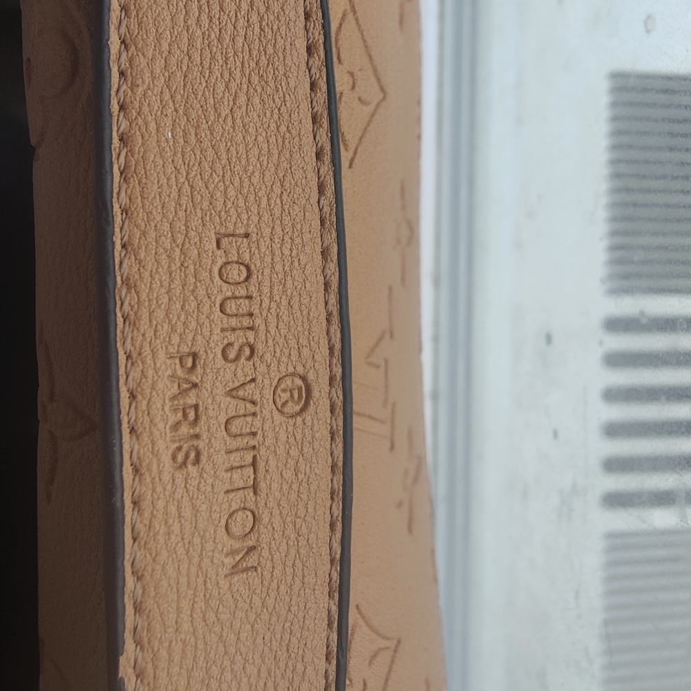 Louis Vuitton Beige Monogram Satchel - Picture 5 of 12